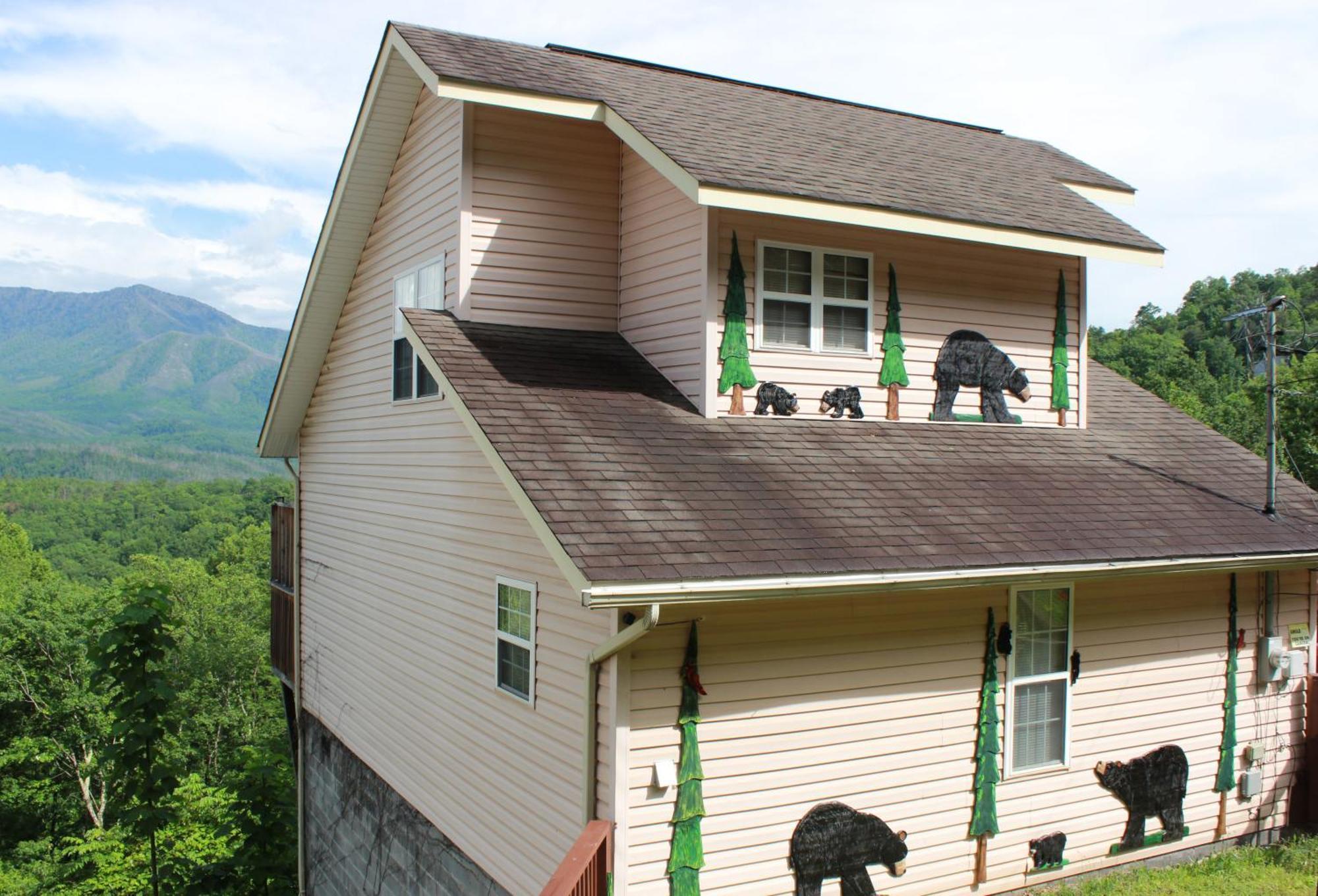 Heavenly View - Bear Themed Cabin, Hottub, Dog-Friendly, Near Gatlinburg Exterior photo